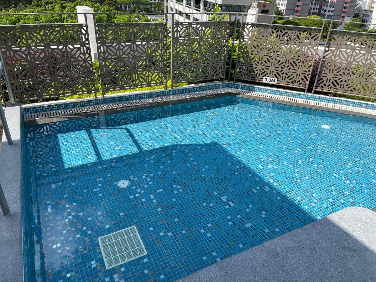 Aqueen Prestige Hotel Jalan Besar Szingapúr Kültér fotó