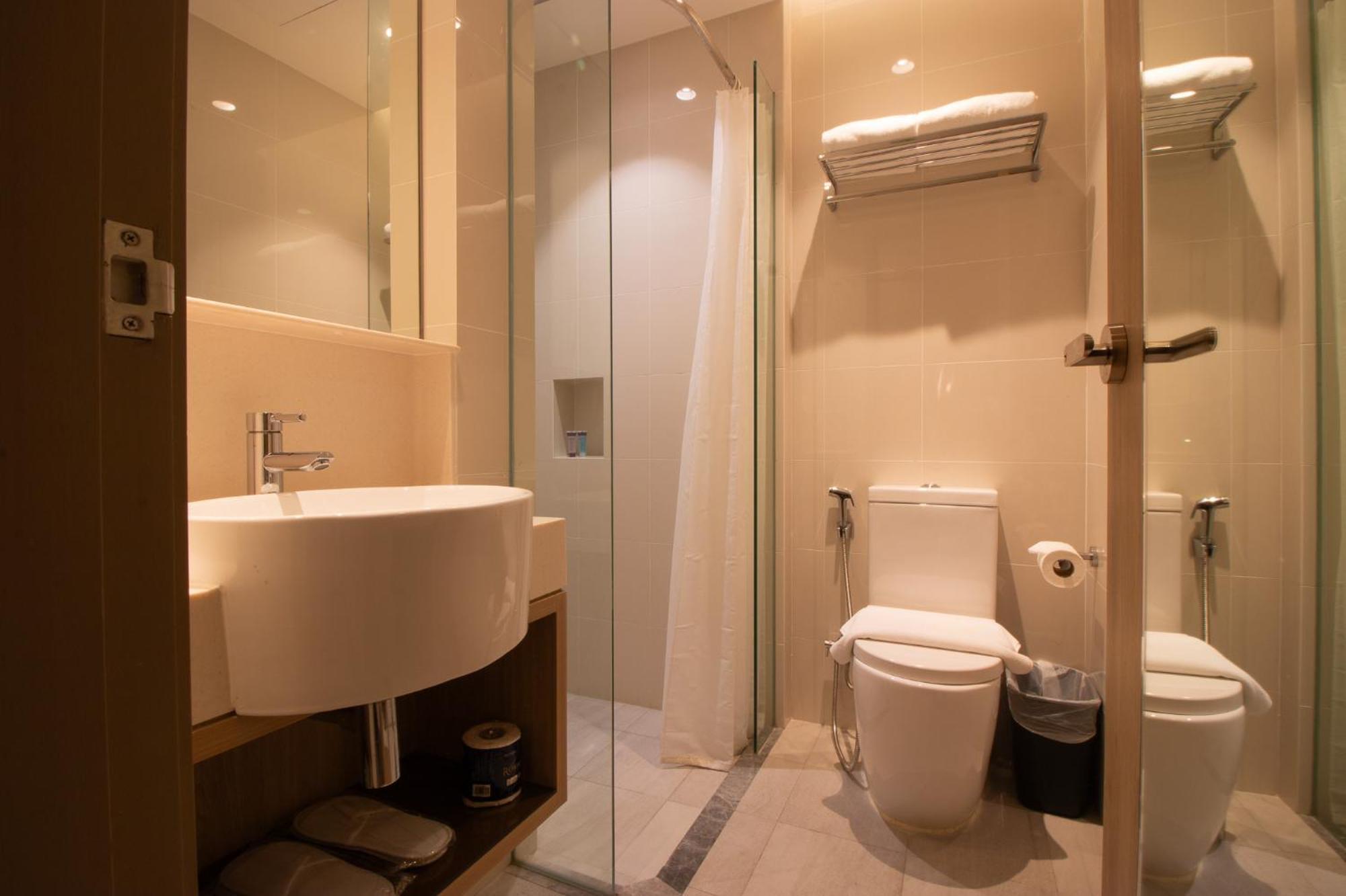 Aqueen Prestige Hotel Jalan Besar Szingapúr Kültér fotó