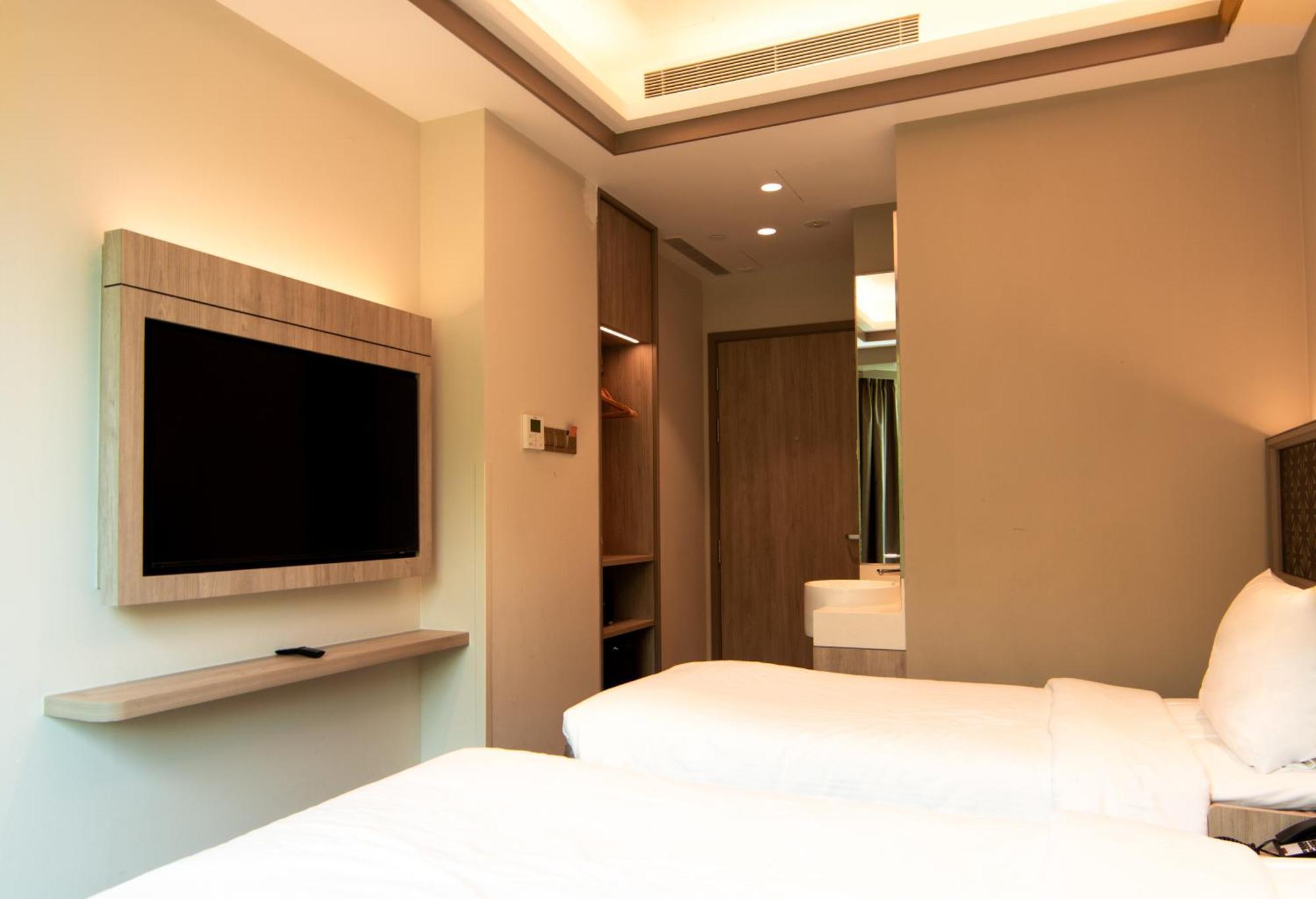 Aqueen Prestige Hotel Jalan Besar Szingapúr Kültér fotó